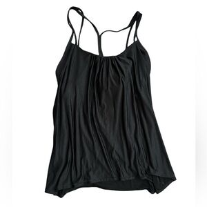Lululemon women’s spaghetti strap top with built in bra, size 8 black